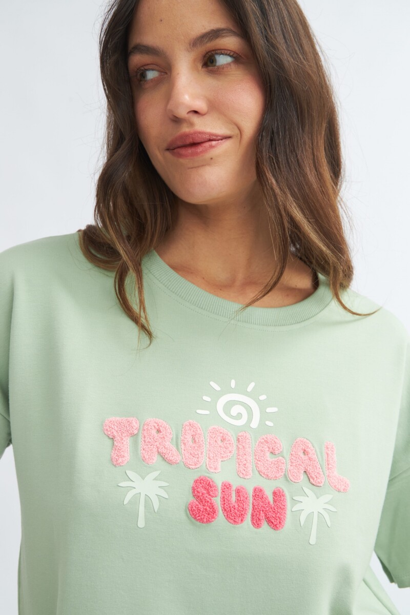 Remera Tropical sun VERDE