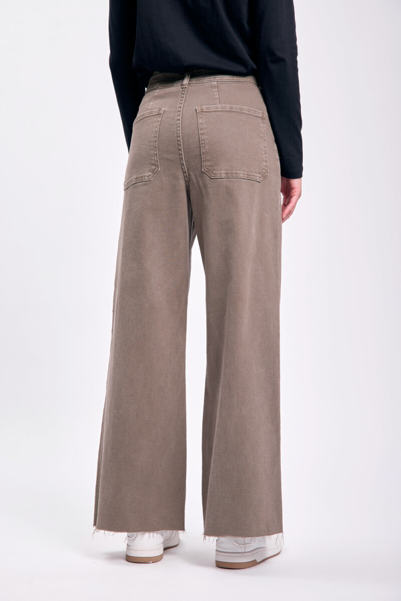 Pantalón jean ancho Oliva