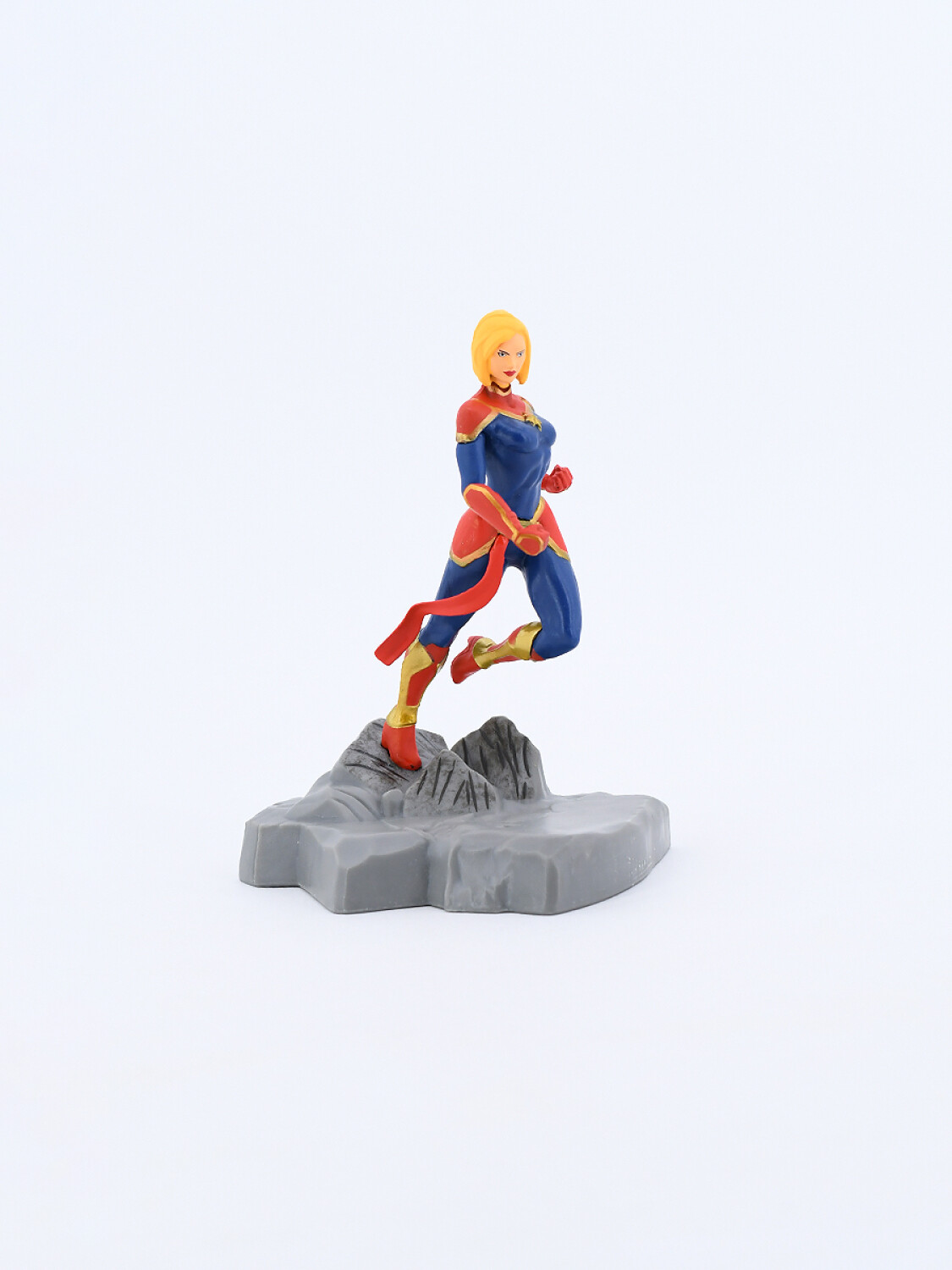 MUNECO DE ACCION CAPITANA MARVEL MULTICOLOR Guapa