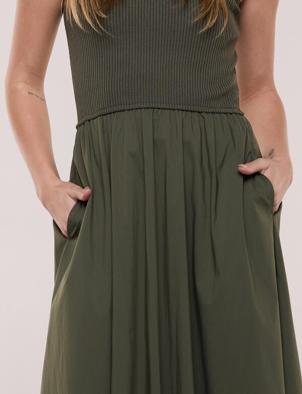 Vestido Midi Combinado VERDE