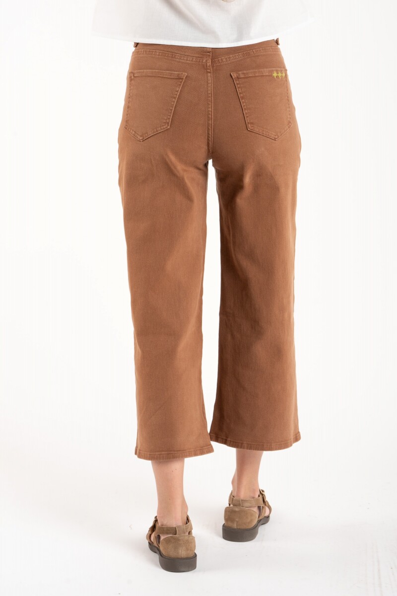 Jean Recto Lavado Chocolate