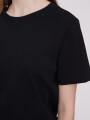 Remera Hotan Negro