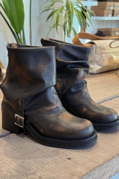 Bota London Chocolate Bota London Chocolate