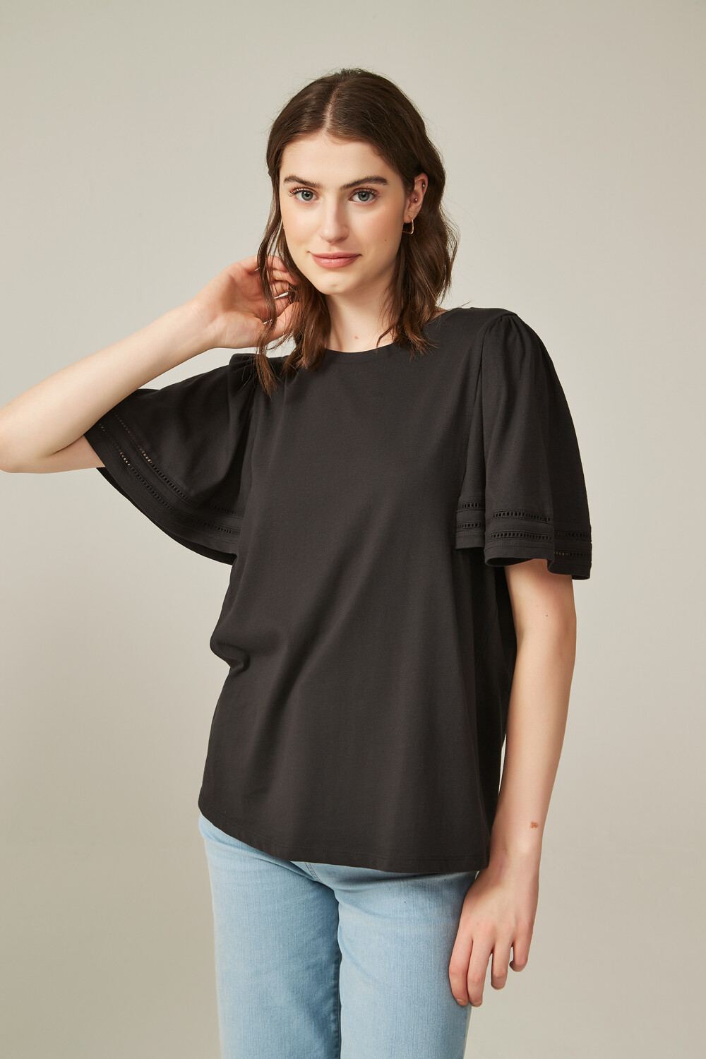 Remera Layton Negro