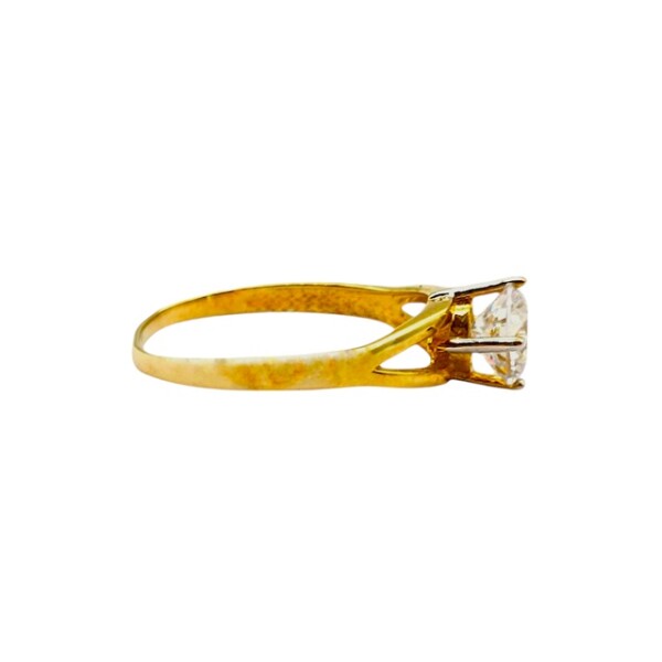 Anillo Solitario-Oro bajo-Piedra Zirconia-AN8067 conpiedra