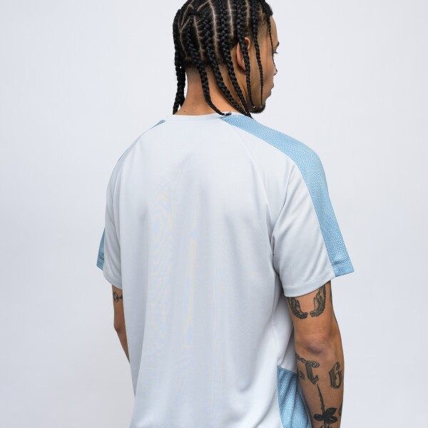 REMERA VIVE Umbro Hombre 05p