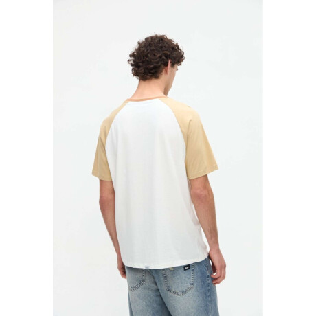 Remera Gero Arena
