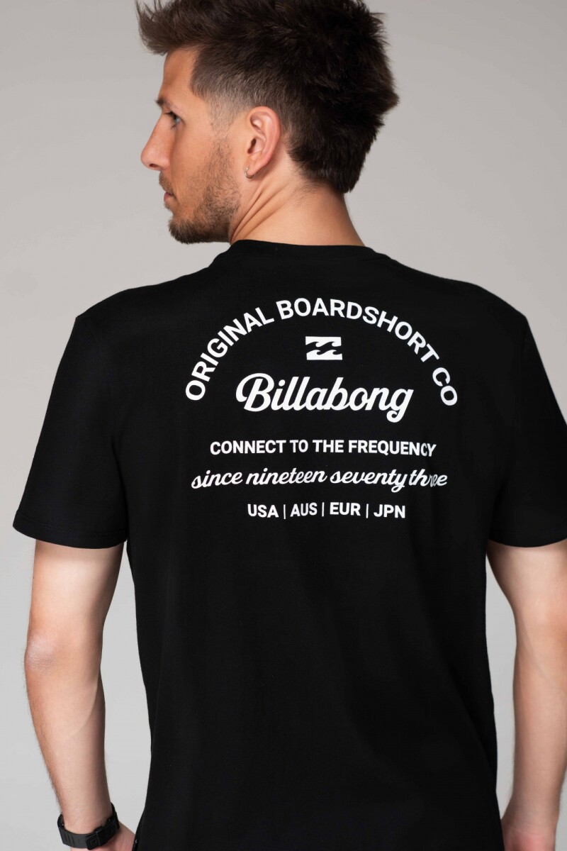 REMERA LIGHT TEE J-negro