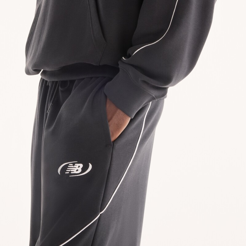 Pantalón New Balance de Hombre - Trackside - MB62053FBK BLACK