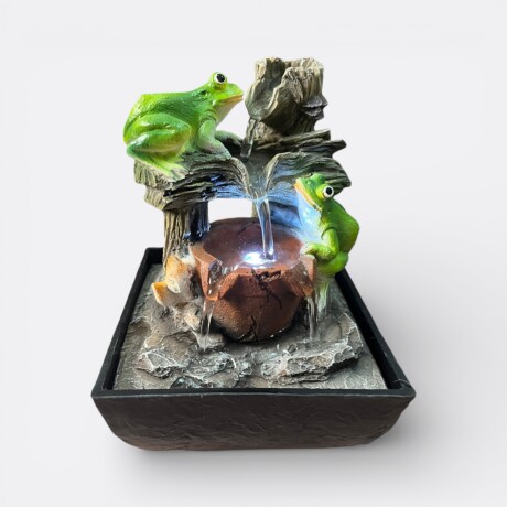 Fuente De Agua Chica Sapos Sobre Estanque Fuente De Agua Chica Sapos Sobre Estanque