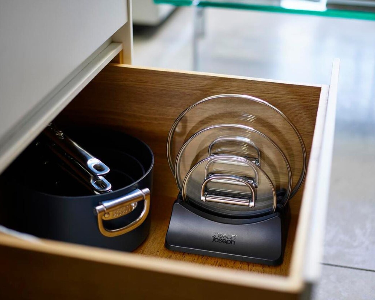 Soporte para 3 Tapas Space Joseph Joseph Soporte para 3 Tapas Space Joseph Joseph