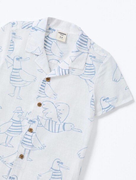 CAMISA INFANTIL CON ESTAMPADO AZUL