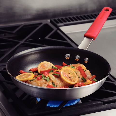 Sartén profesional Ø 20cm. con mango silicona -TRAMONTINA TR5803