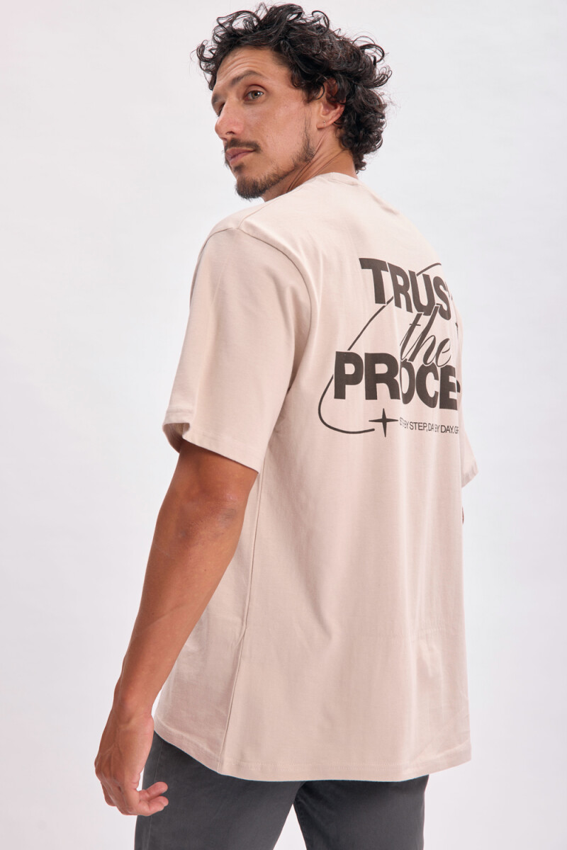 Remera oversize Trust Gris Claro