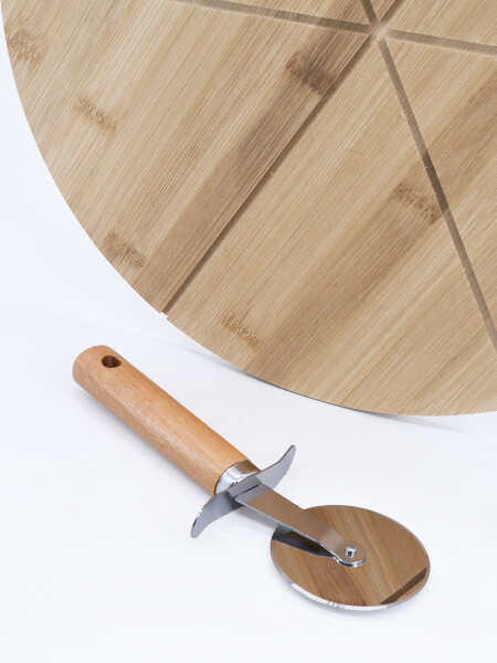TABLA DE PIZZA CON CUCHILLO MADERA