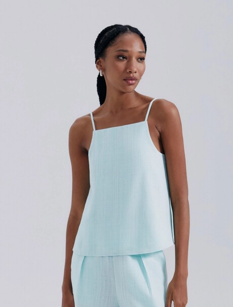BLUSA SIN MANGAS CELESTE