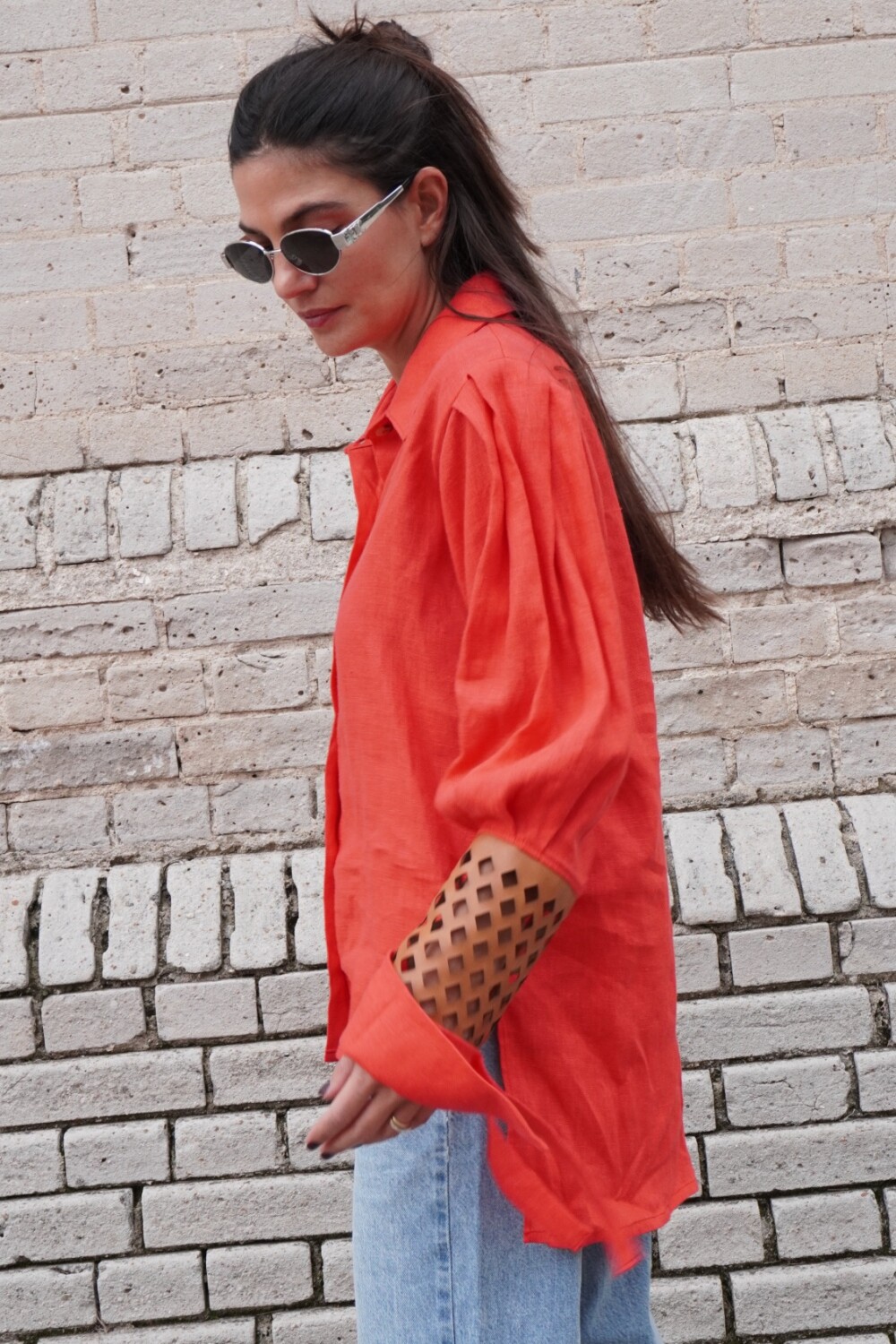 Camisa Puño Lino Coral Con Camel