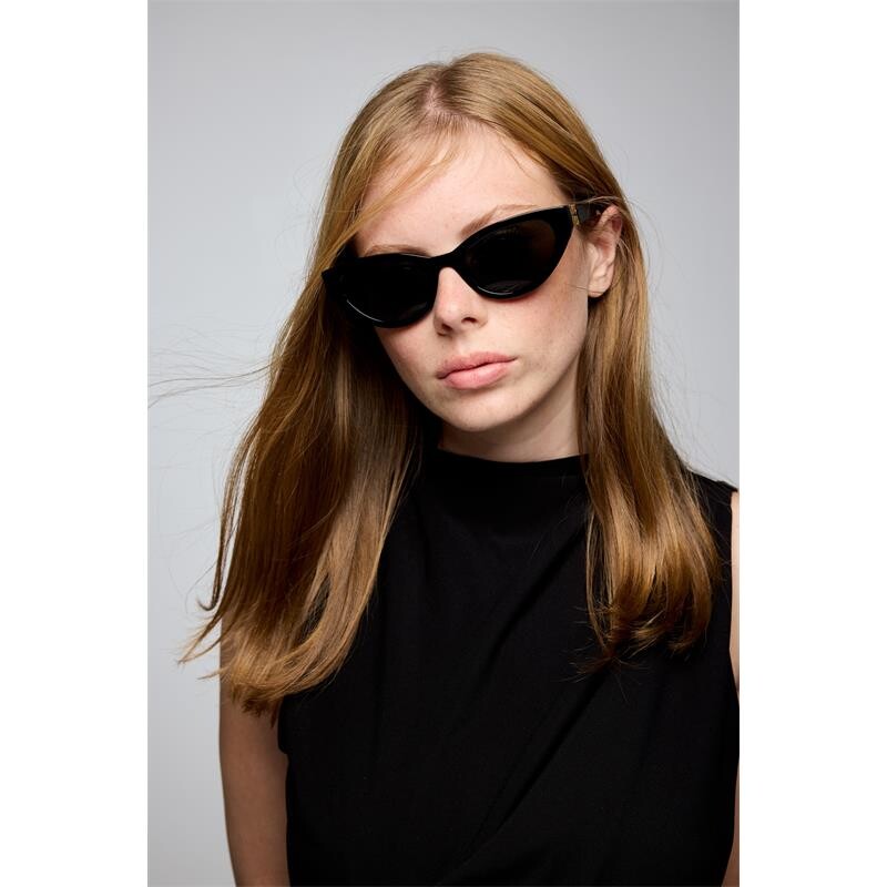 Miu Miu A04 16k-08z