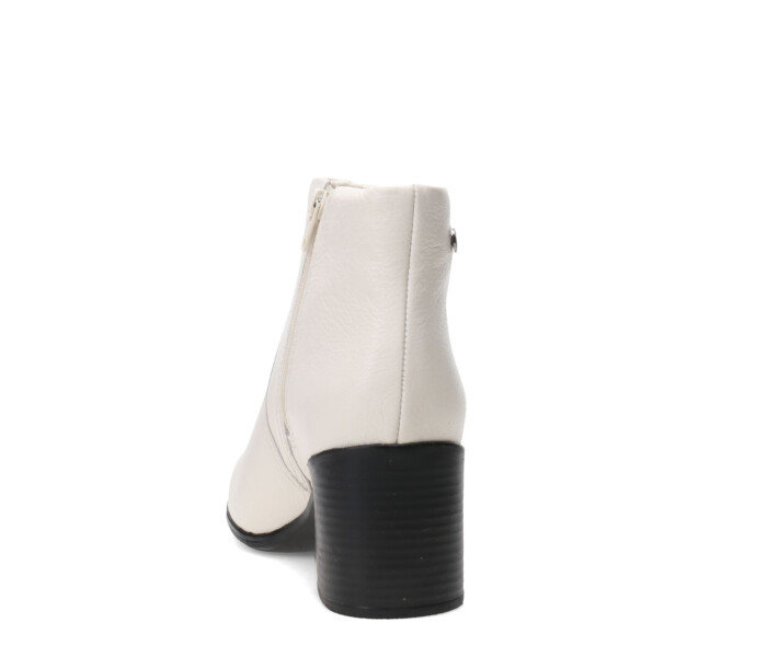 Bota de Mujer Bottero Caña Baja de Cuero Marfil