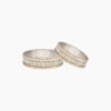 Par de alianzas en plata y oro modelo cinta satinada Par De Alianzas En Plata Y Oro Modelo Cinta Satinada