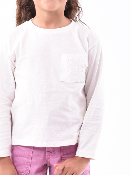 REMERA JULIETA GIRL OFF WHITE