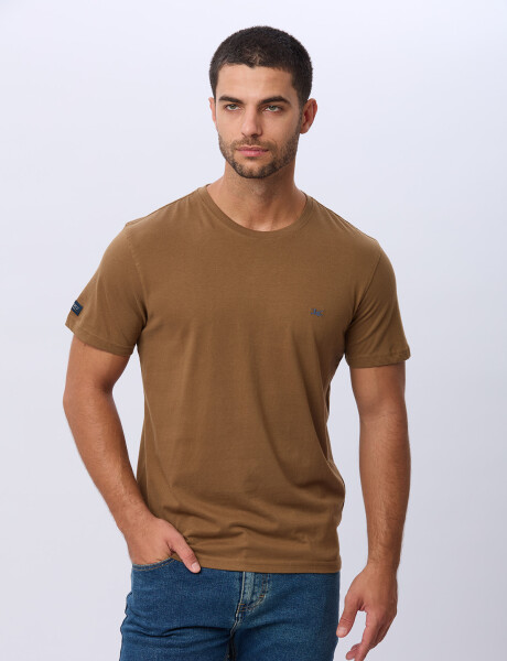 REMERA BÁSICA DE ALGODÓN Mostaza