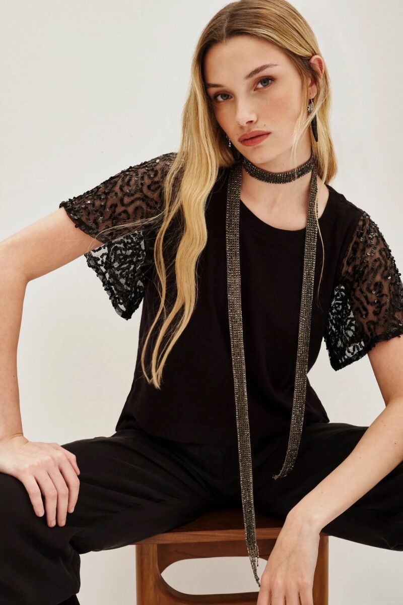 Remera Sky Negro