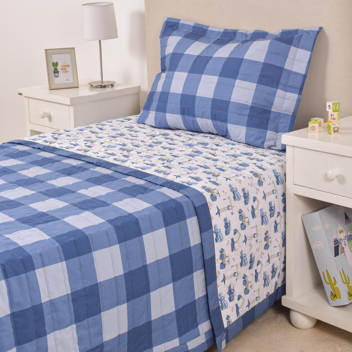 Cubrecamas Cuadros Azules – 180×240 cm 