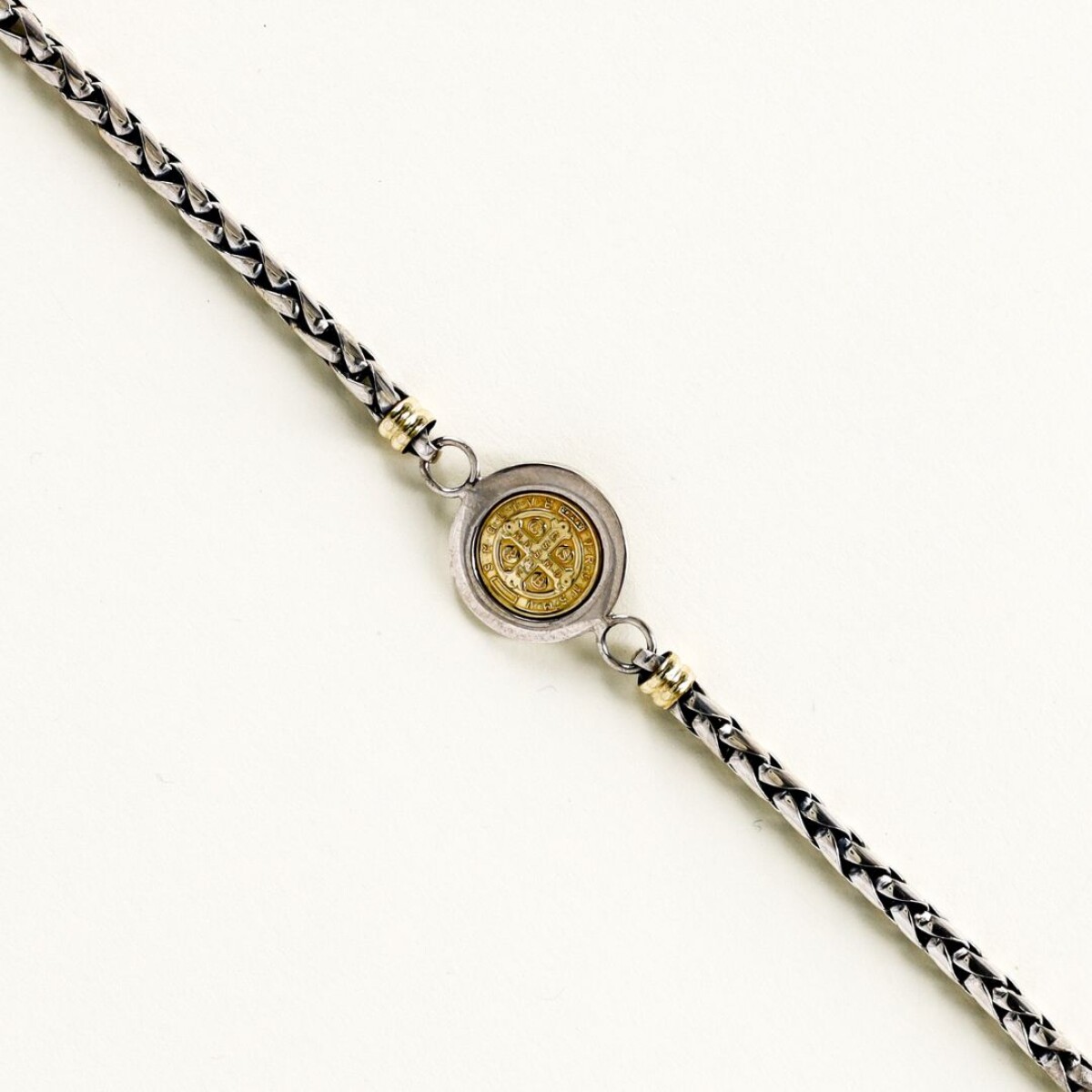 Pulsera San Benito - Plata y Oro 