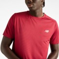 Remera New Balance de Hombre Sport Essentials MT41222PDR RED