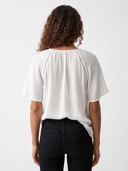 BLUSA VANGARD BLANCO