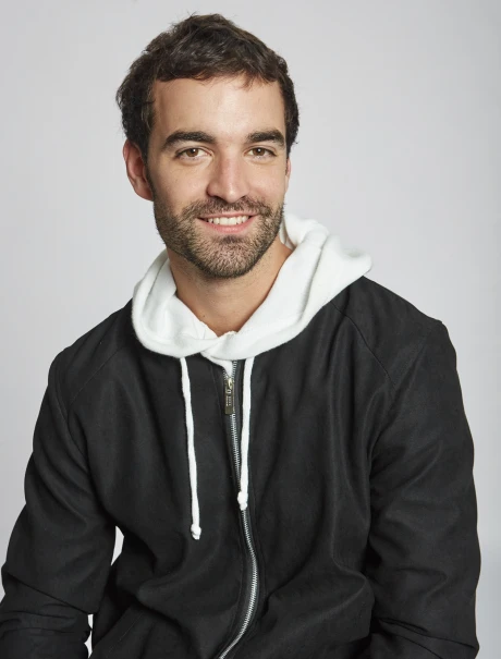 Campera bomber gamuza negro