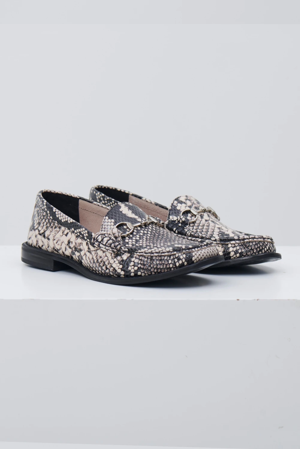 MOCASIN ESTRIBO