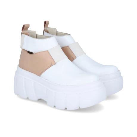 BOTA VENET - CUERO DELLIA BLANCO