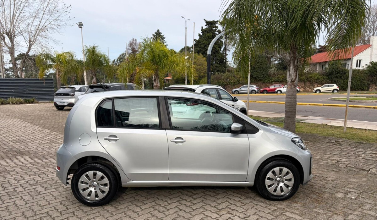 VW UP Move- 1.0 - 2020 VW UP Move- 1.0 - 2020