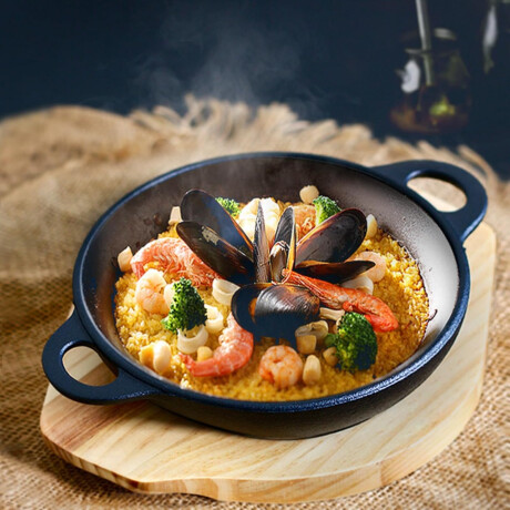 Plato en Hierro con Base de Madera 15cm Plato en Hierro con Base de Madera 15cm