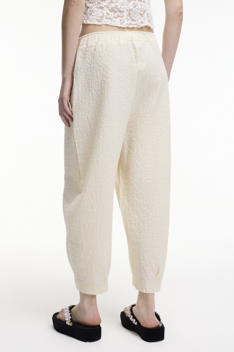 PANTALÓN BIANCO Crema