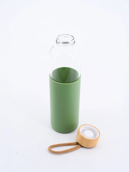 BOTELLA VIDRIO CON BASE SILICONA VERDE