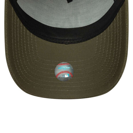 Gorra 9Forty Outline EF Trucker Losdod Nov Unisex verde