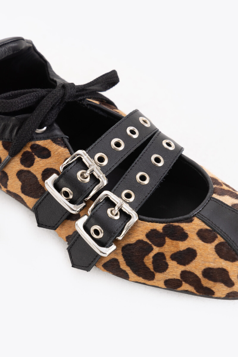 MARY JANE IRIS WILD Leopardo
