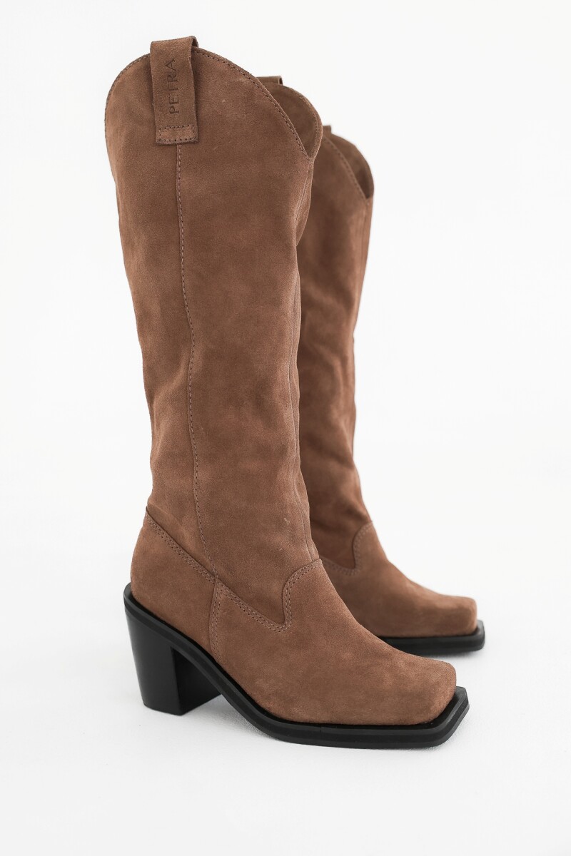 Bucanera Aitana Camel