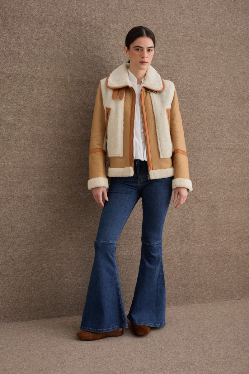 GAMULAN ENSUEÑO FW23 Camel Y Beig