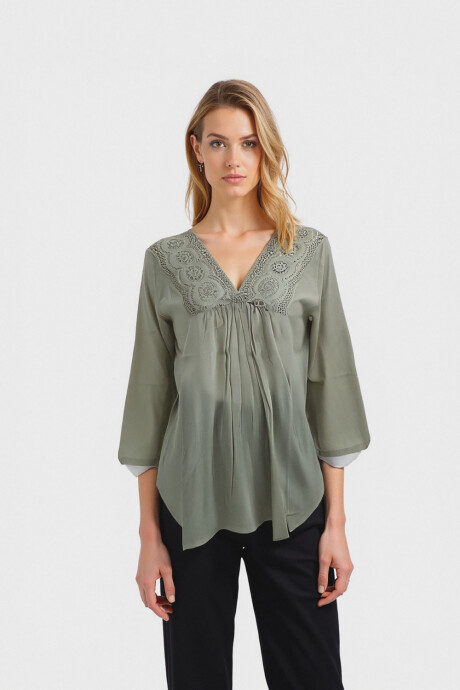 Blusa Lais Verde Grisaceo