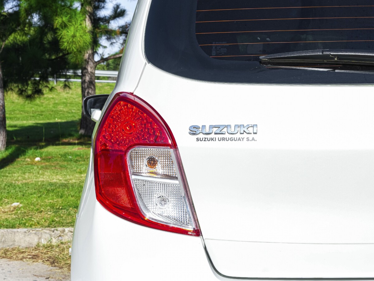 Suzuki Celerio 1.0 GL con Ficha Oficial | Permuta / Financia Suzuki Celerio 1.0 GL con Ficha Oficial | Permuta / Financia