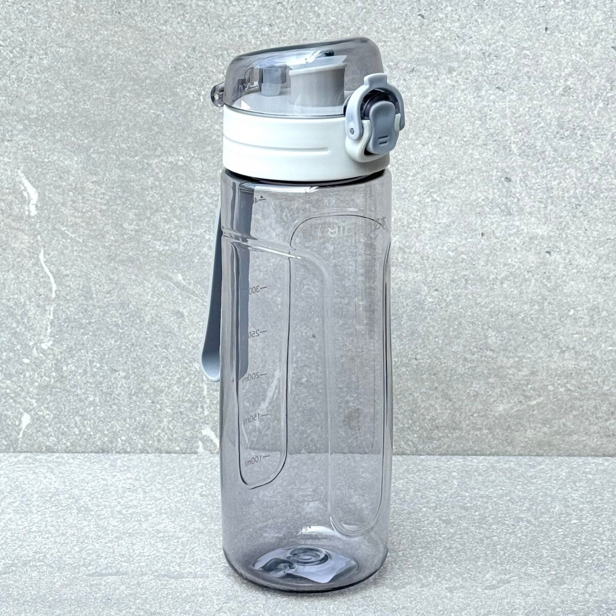 Botella Deportiva Plástica Con Sorbito 420ML 