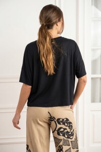 Remera Negro