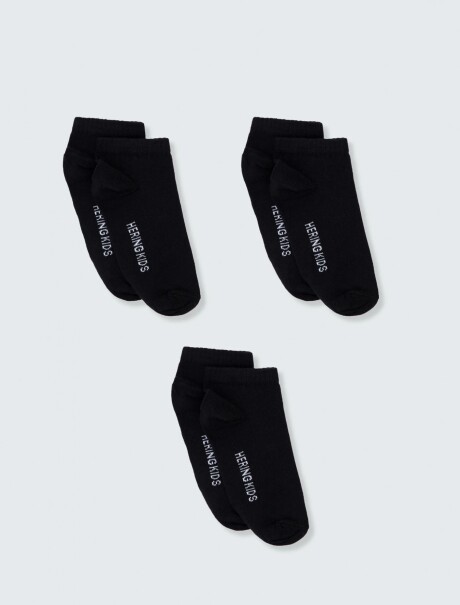 KIT CON TRES PARES DE MEDIAS INFANTILES DE CAÑO CORTO NEGRO