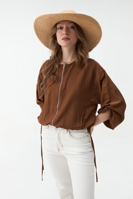CAMPERA ELYRA Marrón