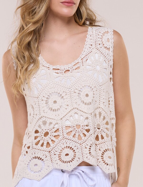 Top Crochet Ruedo Festoneado BEIGE CLARO