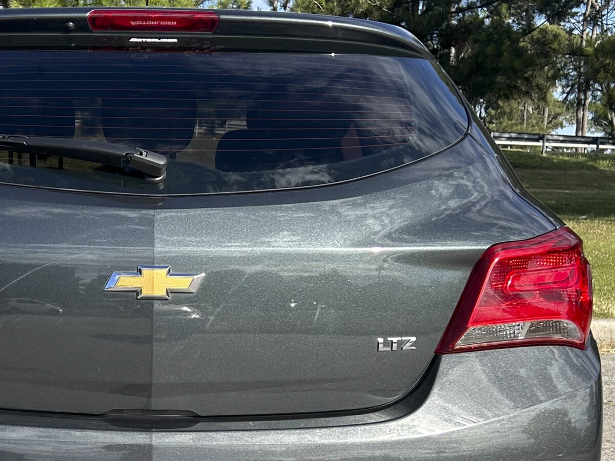 Chevrolet Onix LTZ 1.4 EXCELENTE ESTADO! | Permuta/Financia Chevrolet Onix LTZ 1.4 EXCELENTE ESTADO! | Permuta/Financia